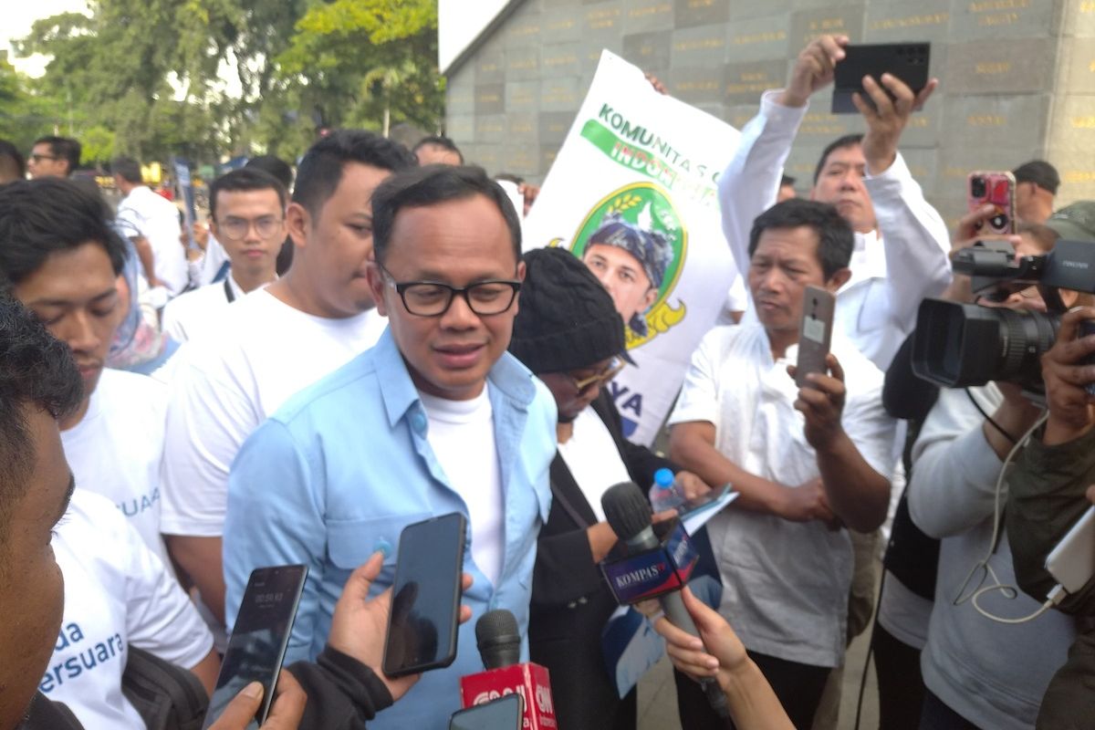 Bima Arya saat mendeklarasikan diri siap maju di Pilgub Jabar 2024 di Monumen Covid Jabar, Kota Bandung, Sabtu (4/5/2024).