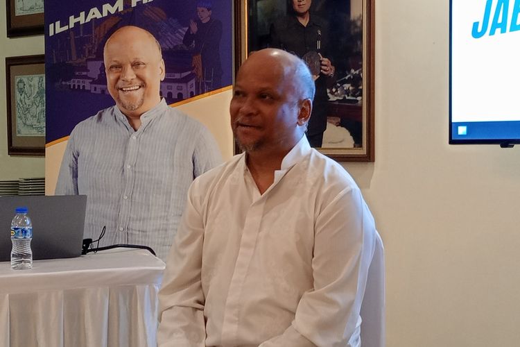 Calon Wakil Gubernur Jawa Barat Ilham Habibie saat ditemui di Wisma Habibie - Ainun, Jalan Sersan Bajuri, Kota Bandung, Minggu (22/9/2024) malam.