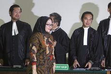 Beda Pendapat, Hakim Alexander Nilai Atut Seharusnya Dibebaskan 