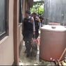 Saat Polisi Tejunkan Anjing Pelacak Bahan Peledak di KPU Kebumen...