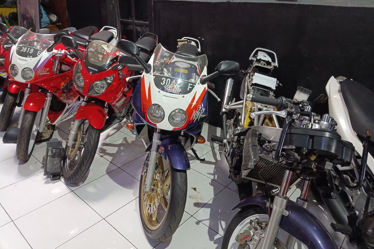 Modifikasi Honda NSR 150