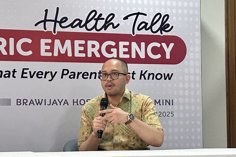 Dokter Spesialis Anak dr. Rizky Amrullah Nasution, Sp.A dalam Health Talk Pediatric Emergency di Brawijaya Hospital Taman Mini, Jakarta Timur, Selasa (28/10/2025).