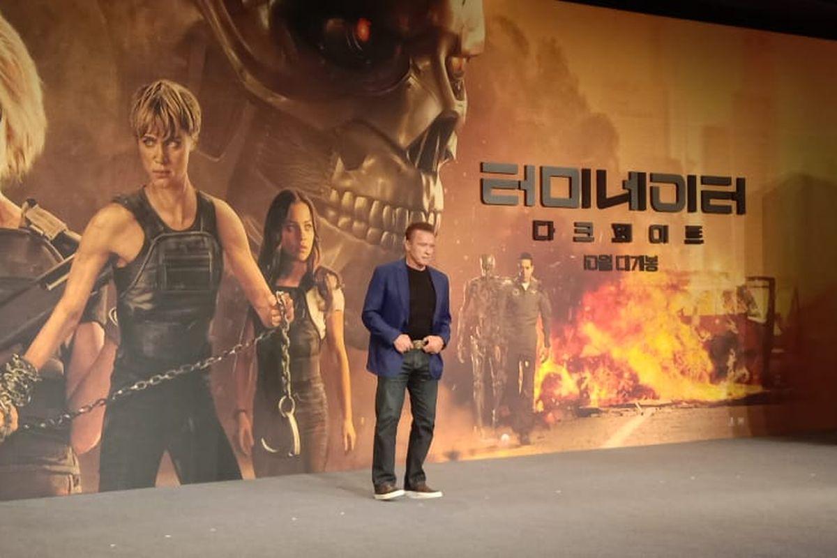 Arnold Schwarzenegger berpose saat menghadiri jumpa pers film Terminator: Dark Fate di Four Seasons Hotel, Seoul, Korea Selatan, Senin (21/10/2019).