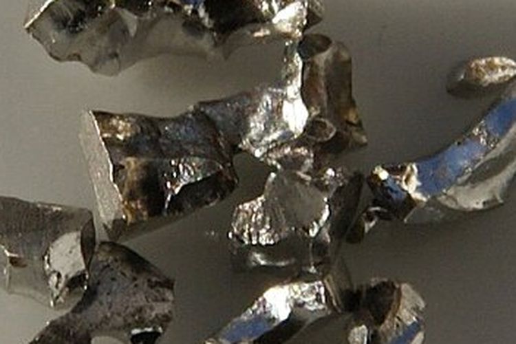 Potongan iridium