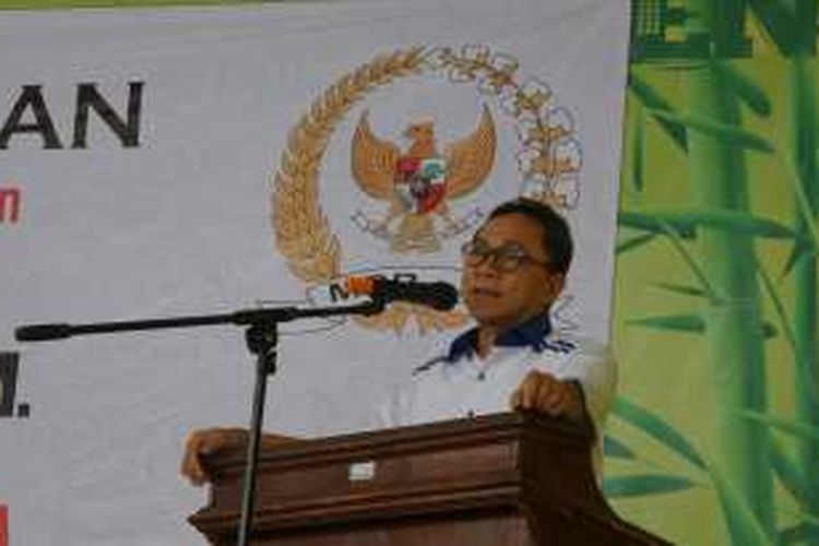 Zulkifli Hasan mengatakan bahwa saat ini Indonesia sedang dilanda darurat narkoba. Pernyataan tersebut dia sampaikan dalam acara dialog Safari Kebangsaan Merajut Kebinnekaan di aula SMAN 1 Ciruas, Serang, Probinsi Banten, Rabu (4/5/2016). 