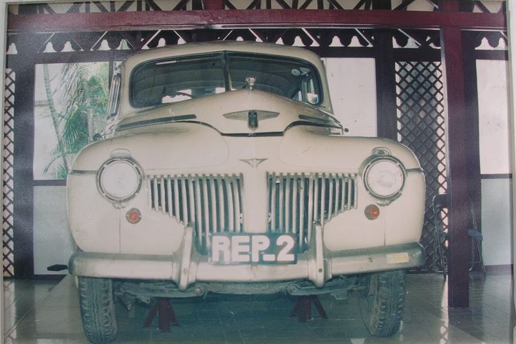 Mobil Rep-2 adalah mobil yang digunakan oleh Wakil Presiden pertama Republik Indonesia, Drs. Mohammad Hatta. 