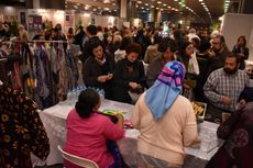 Indonesia dan Sejumlah Negara Muslim Ramaikan Bazar Natal di Athena