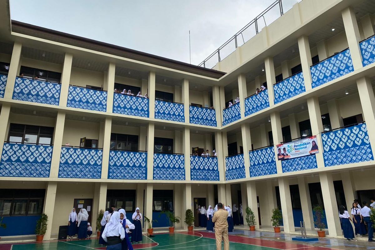 Salah satu Sekolah Menengah Pertama (SMP) di Kota Depok daerah Cimanggis, Senin (3/6/2024).