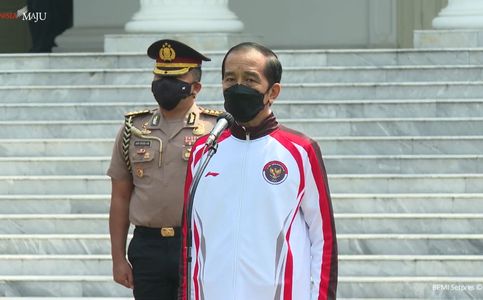 Jokowi Officially Sends Off Indonesian Contingent Ahead of Tokyo Olympics  