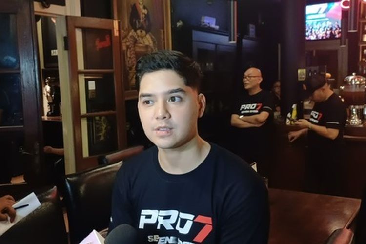 Al Ghazali Simpan Momen Tumbuh Kembang Anak di Handphone