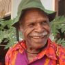 Indonesia Highlights: NGOs to Monitor Autopsy of Murdered Papuan Priest | Indonesian Ministry of Health: Covid-19 Vaccine No Coronavirus Cure | Number of Indonesians Under the Poverty Line Surges