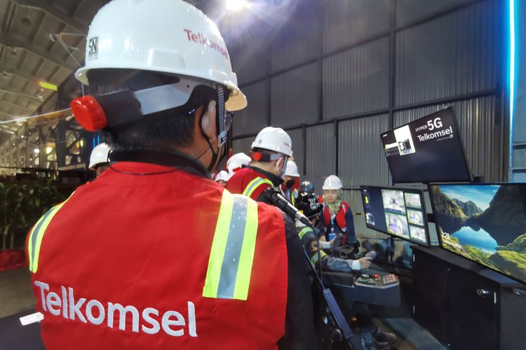 Penerapan teknologi 5G Underground Smart Mining dari Telkomsel melalui unit bisnis Telkomsel Enterprise di PTFI telah melalui pembaruan infrastruktur, penguatan jaringan, dan pengembangan platform untuk mobile edge computing.