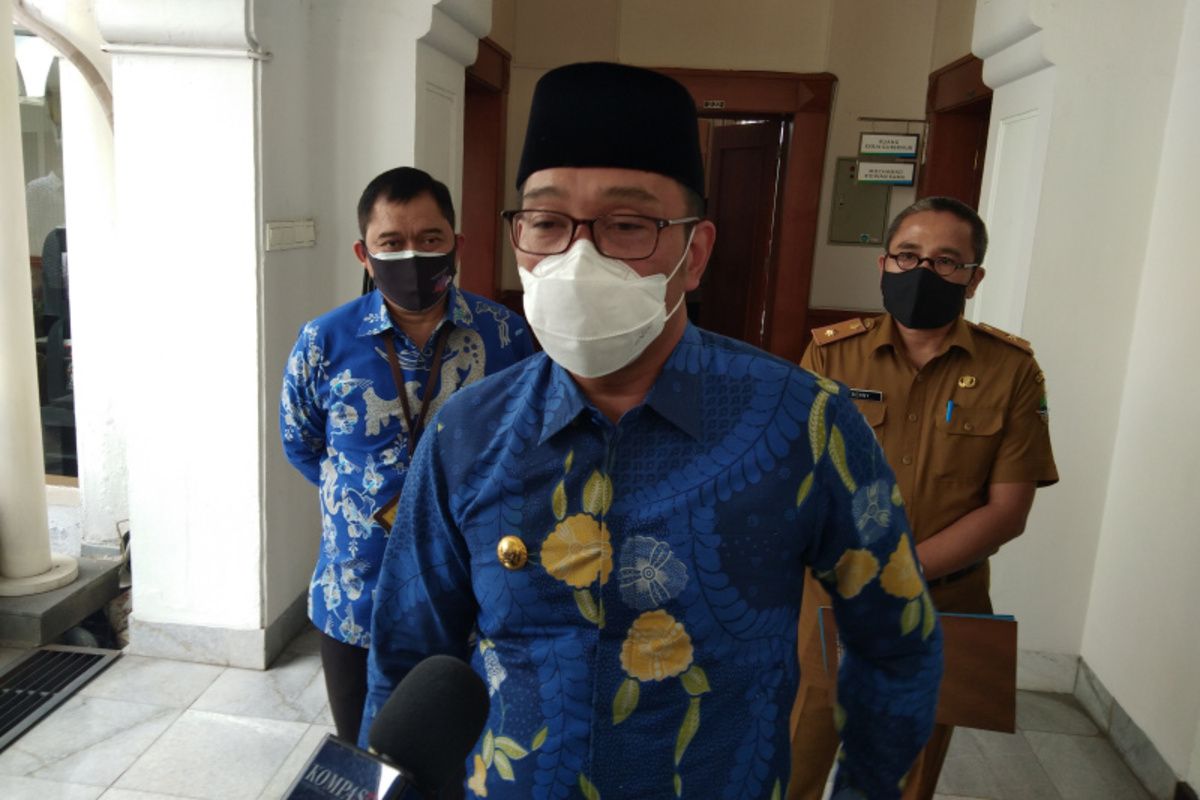 Gubernur Jawa Barat Ridwan Kamil saat ditemui di Gedung Sate, Jalan Diponegoro, Kota Bandung, Senin (30/11/2020).