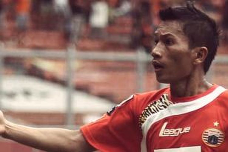 Bek Persija Jakarta, Ismed Sofyan