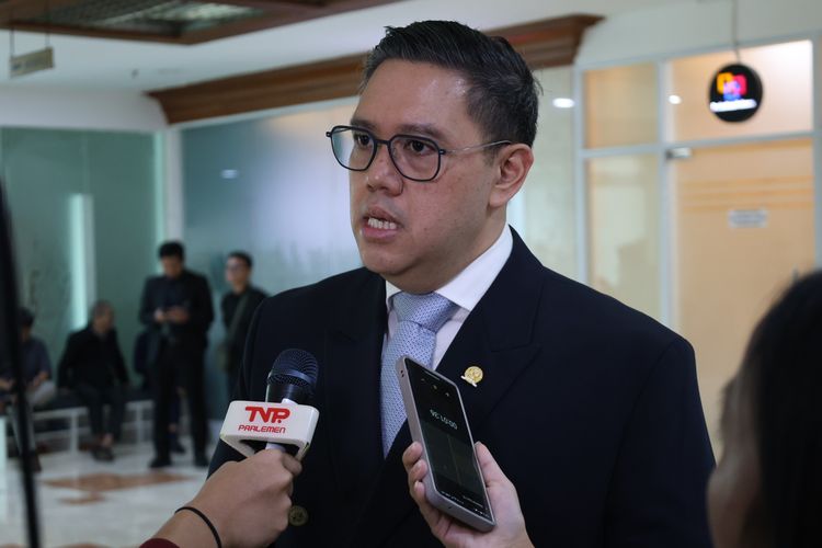 Buka Ruang Partisipasi Publik, Komisi I DPR Ajak Masyarakat Godok RUU Ketahanan Siber