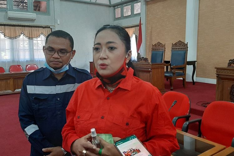 Ketua DPRD Gunungkidul Endah Subekti Kuntaringsih di Gedung DPRD Gunungkidul Jumat (20/3/2020)