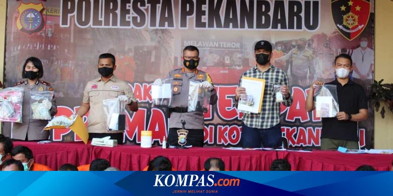 Sering Palak Warga, 79 Preman di Pekanbaru Diamankan, Polisi Sita Senjata Tajam hingga Pistol Mainan - Vimarsana News