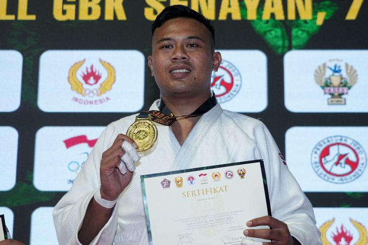 Sersan Satu Made Agus Yoga juara Kejurnas Judo Piala KASAD 2023.