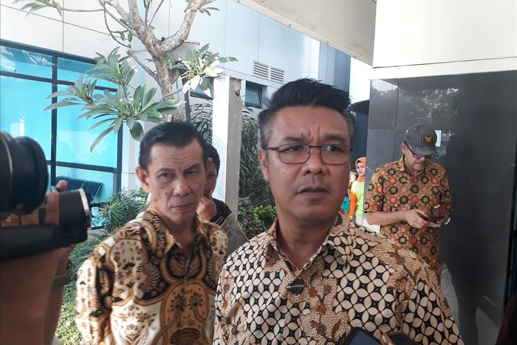 Kepala Bagian Humas Pemkot Surabaya M. Fikser