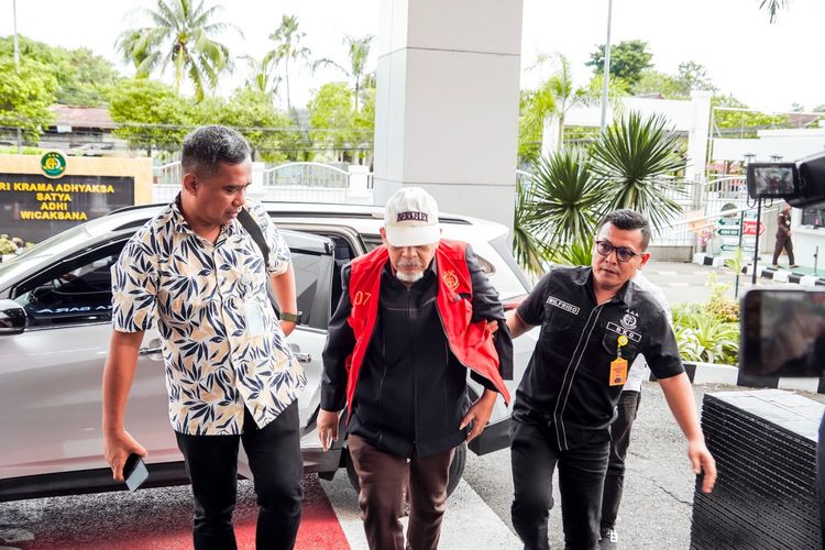 Kejaksaan Tangkap DPO Dugaan Korupsi Pengelolaan Pasar Atas Bukittinggi, Rugikan Negara Rp 811 Juta
