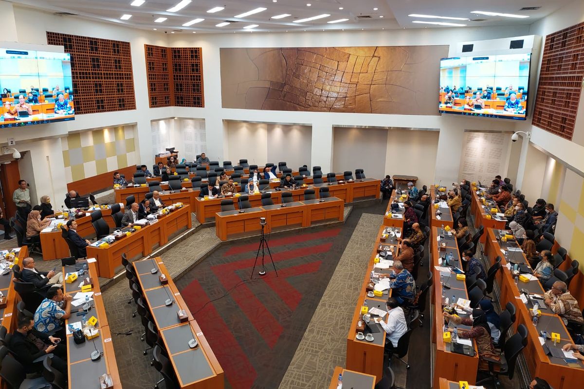 Rapat panja terkait belanja pemerintah pusat antara pemerintah dan Badan Anggaran (Banggar) DPR RI di Gedung DPR RI, Selasa (20/9/2022). 