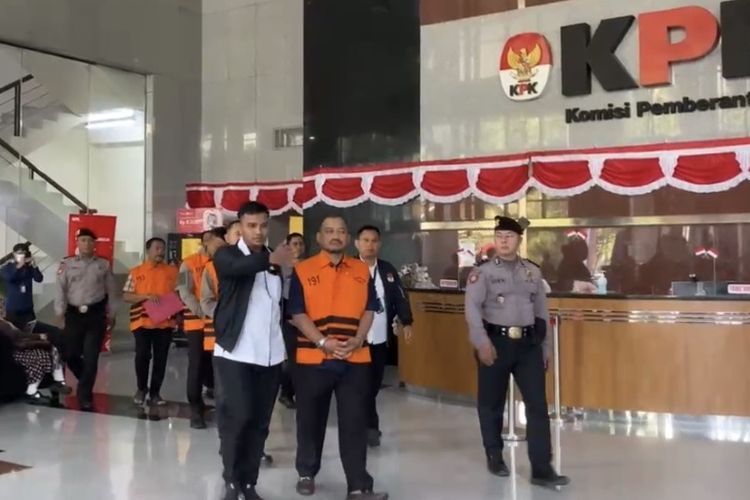 2 Klaster Dugaan Pemerasan di Pemalang: Oleh Bupati Anom dan Oknum KPK