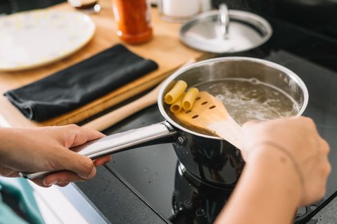 Cara Mengetahui Panci yang Bisa Digunakan untuk Kompor Induksi