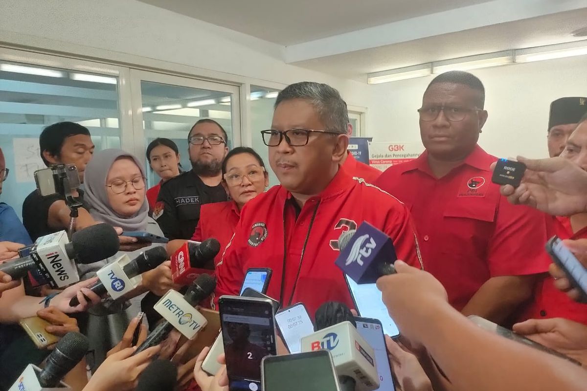 Sekretaris Jenderal PDI-P Hasto Kristiyanto di Basket Hall Senayan, Jakarta, Minggu (4/6/2023).