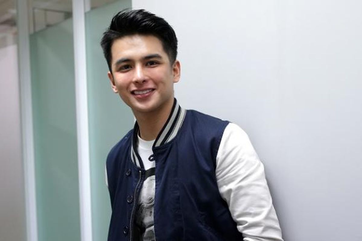 Pemain film asal Filipina Teejay Marquez saat wawancara di Kantor Redaksi Kompas.com, Jakarta, Rabu (8/2/2017).  