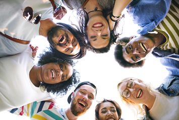 Mengenal Sifat Easy Going dan Alasan Anak Muda Wajib Punya Sifat Ini!