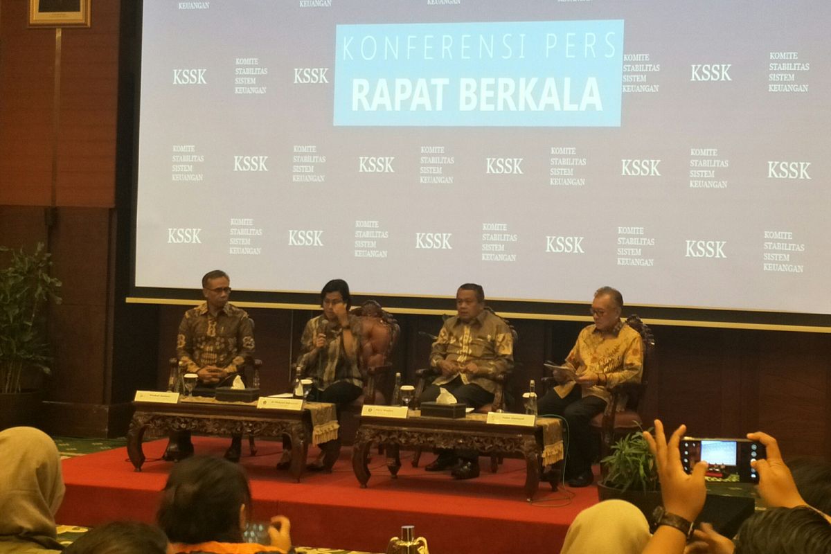 Konferensi Pers KSSK di Kantor Kementerian Keuangan, Jakarta, Senin (23/42019)