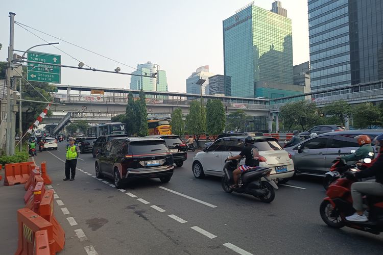 Pagi Jelang Demo di DPR, Jalan Gatot Subroto-Semanggi Masih Lancar