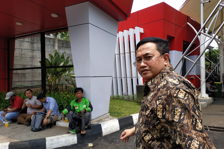 Mantan Wakil Bupati Lampung Utara, Sri Widodo, usai diperiksa KPK, Senin (11/11/2019).