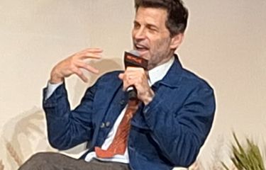 Zack Snyder, sutradara film Rebel Moon di jumpa pers di Tokyo, Jepang (11/12/2023)