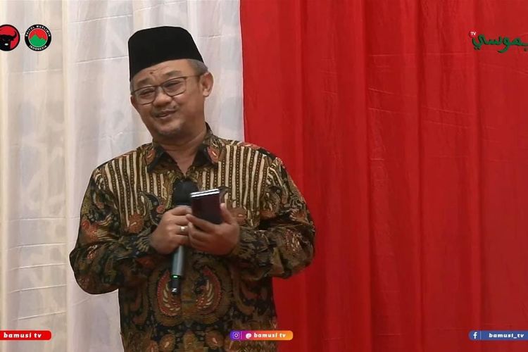Sekretaris Umum PP Muhammadiyah Abdul Mu'ti saat menjadi pembicara di acara Santunan Anak Yatim Piatu bersama Puan Maharani, dalam tayangan Youtube Bamusi TV, Rabu (5/4/2023).