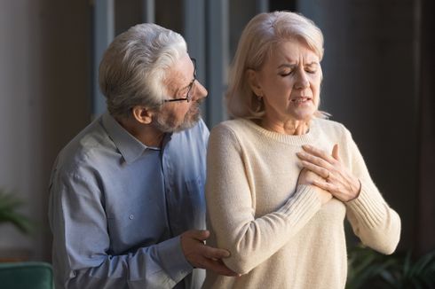 Menopause Bisa Naikkan Kadar Kolesterol, Benarkah?