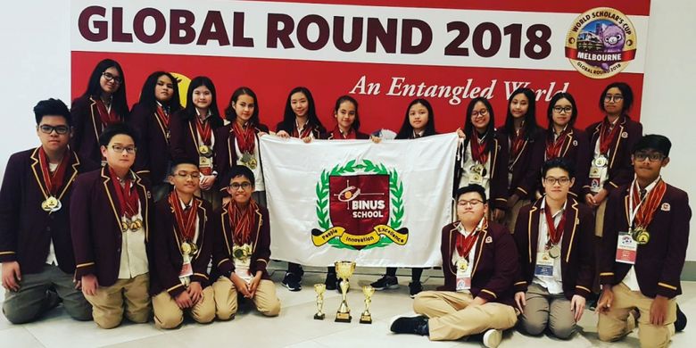 Binus School dalam ajang World Scholars Cup 2018 di Melbourne dan Malaysia yang telah berhasil memboyong 97 medali emas, 83 medali perak dan 5 piala untuk berbagai kategori.