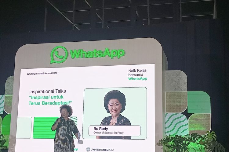Pemilik Usaha Sambal Bu Rudy, Bu Rudy, dalam acara WhatsApp MSME Summit 2023