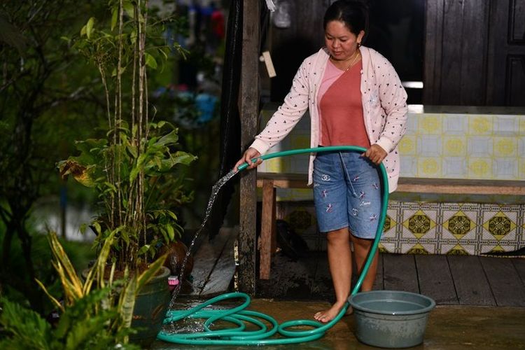 Air bersih di Desa Sungai Payang dimanfaatkan untuk sanitasi dan mendukung UMKM.