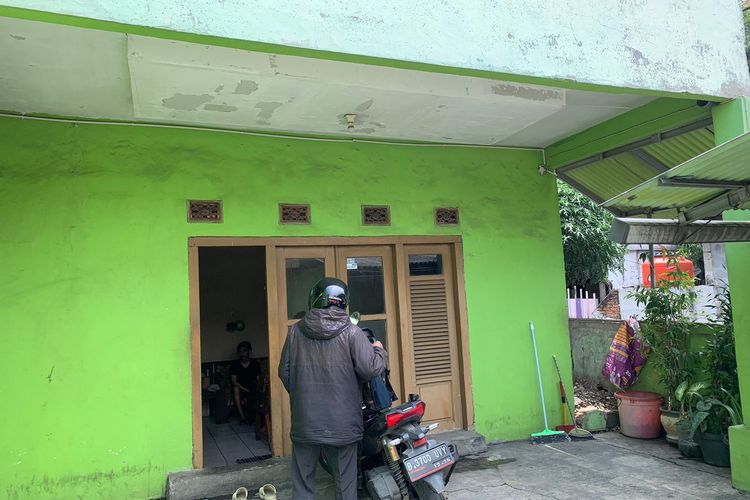Empat unit motor milik keluarga H Sarkawi yang terparkir di halaman rumah di RT 11 RW 06 Warakas, Tanjung Priok, Jakarta Utara dinyatakan hilang pada Senin (5/2/2024) dini hari.