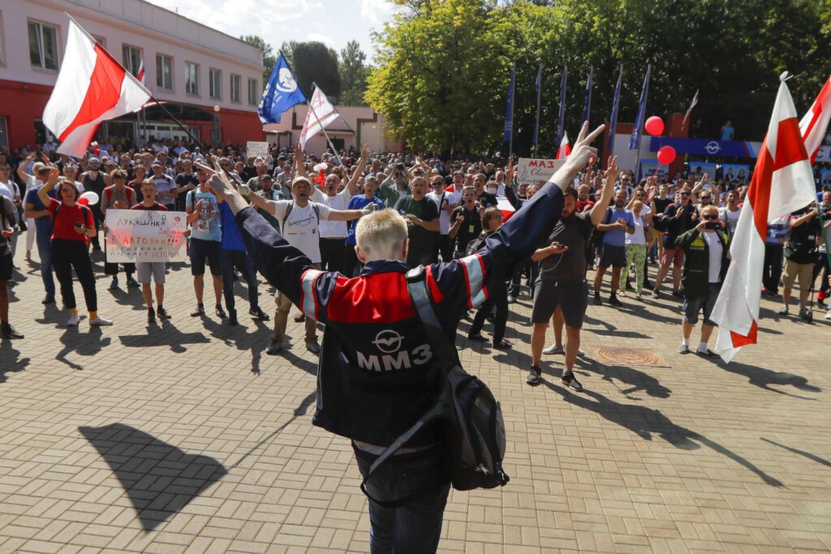 President Alexander Lukashenko is coming under immense pressure to step down as protests in Belarus continue for a ninth straight day.