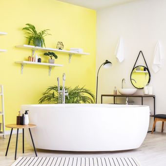 ilustrasi kamar mandi dengan warna kuning