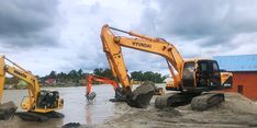 Cegah Banjir, Kementerian PUPR Keruk Sedimen di Sungai Masamba