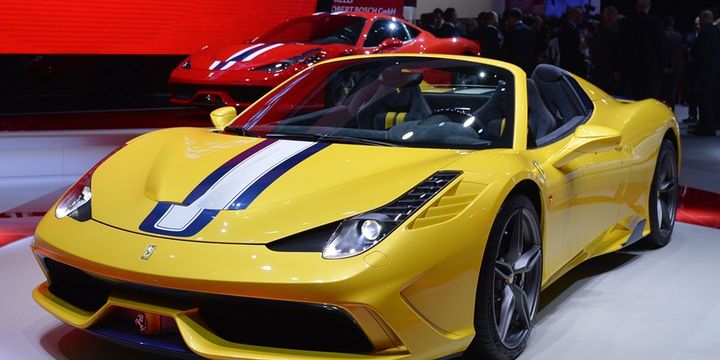 Mobil Ferrari seri 458 yang hilang dalam aksi pencurian di sebuah bengkel di Hong Kong pada Rabu (4/7/2018).