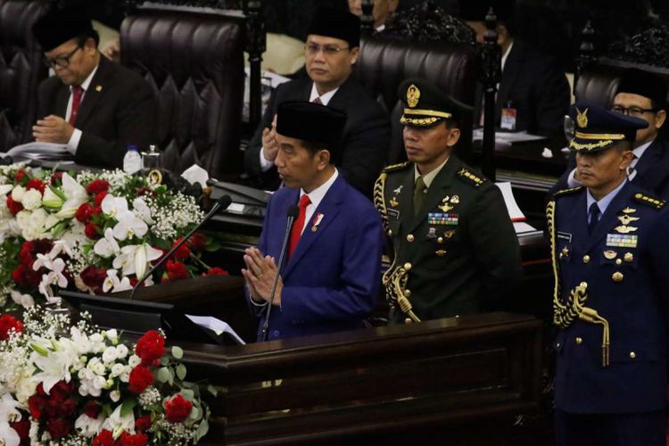 Presiden Joko Widodo memberikan pidato kenegaraan pada sidang tahunan Majelis Permusyawaratan Rakyat Republik Indonesia Tahun 2018 di Kompleks Parlemen, Senayan, Jakarta, Kamis (16/8/2017). Presiden Joko Widodo menyampaikan pidato, yakni pidato kenegaraan dalam rangka Hari Ulang Tahun RI ke 73.