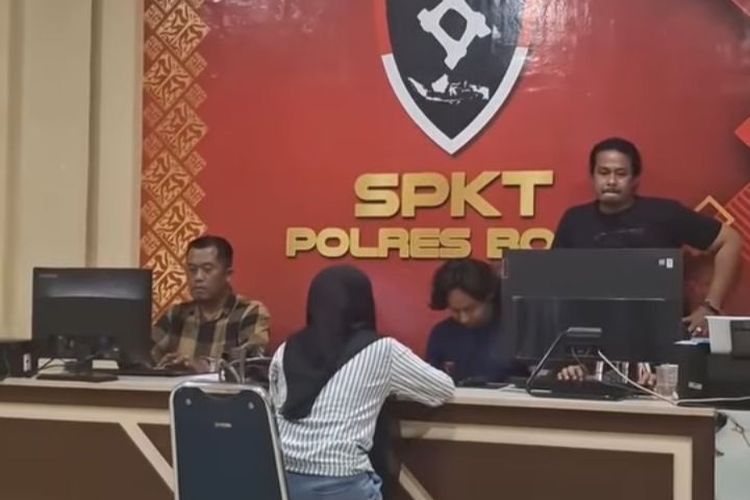 Wajah Dilumuri Kue lalu Disiram Air, Curhat PPPK Paruh Waktu Dianiaya Ketua DPRD Bone