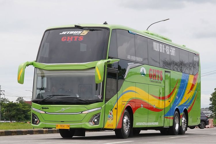 Bus baru PO GHTS
