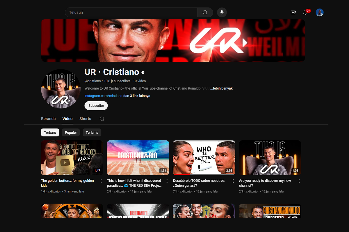 Cristiano Ronaldo resmi buka channel YouTube pribadinya, Rabu (21/8/2024). Cristiano Ronaldo pecahkan rekor dunia sebagai pemilik channel YouTube tercepat yang capai 1 juta subscriber.