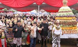 Semarak Kirab Gunungan di Mijen, Walkot Agustina: Pawai Ini Wujud Gotong Royong Warga