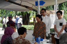 Menteri Rini Berbagi TPS dengan BJ Habibie